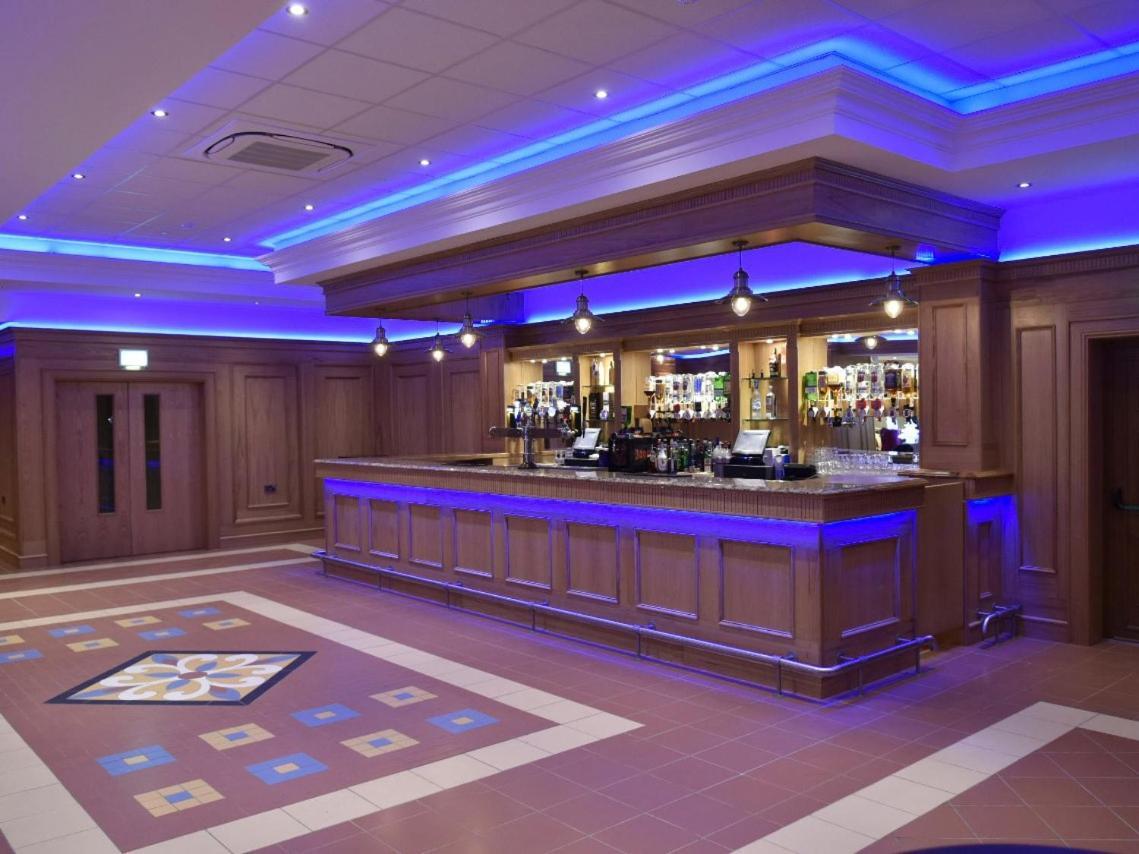 The Ryandale Inn Дънганън Екстериор снимка